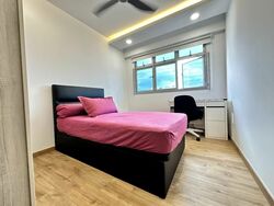 Blk 293C Skypeak @ Bukit Batok (Bukit Batok), HDB 4 Rooms #566974461